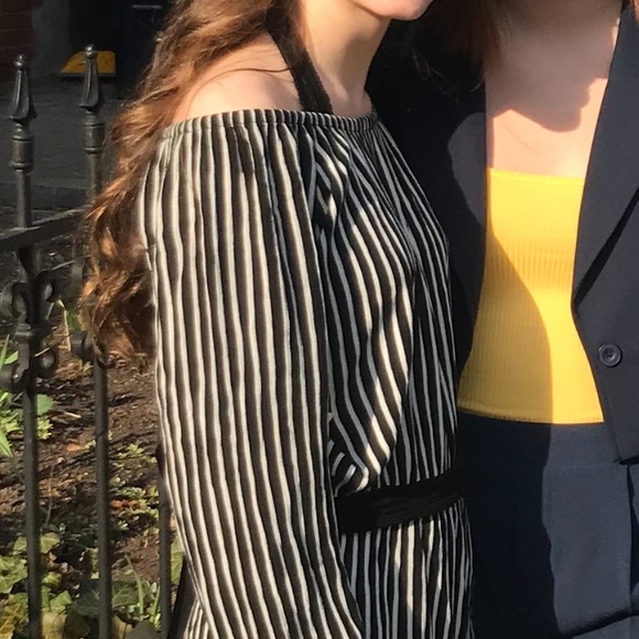 Striped romper🦋 - Picture 2 of 4